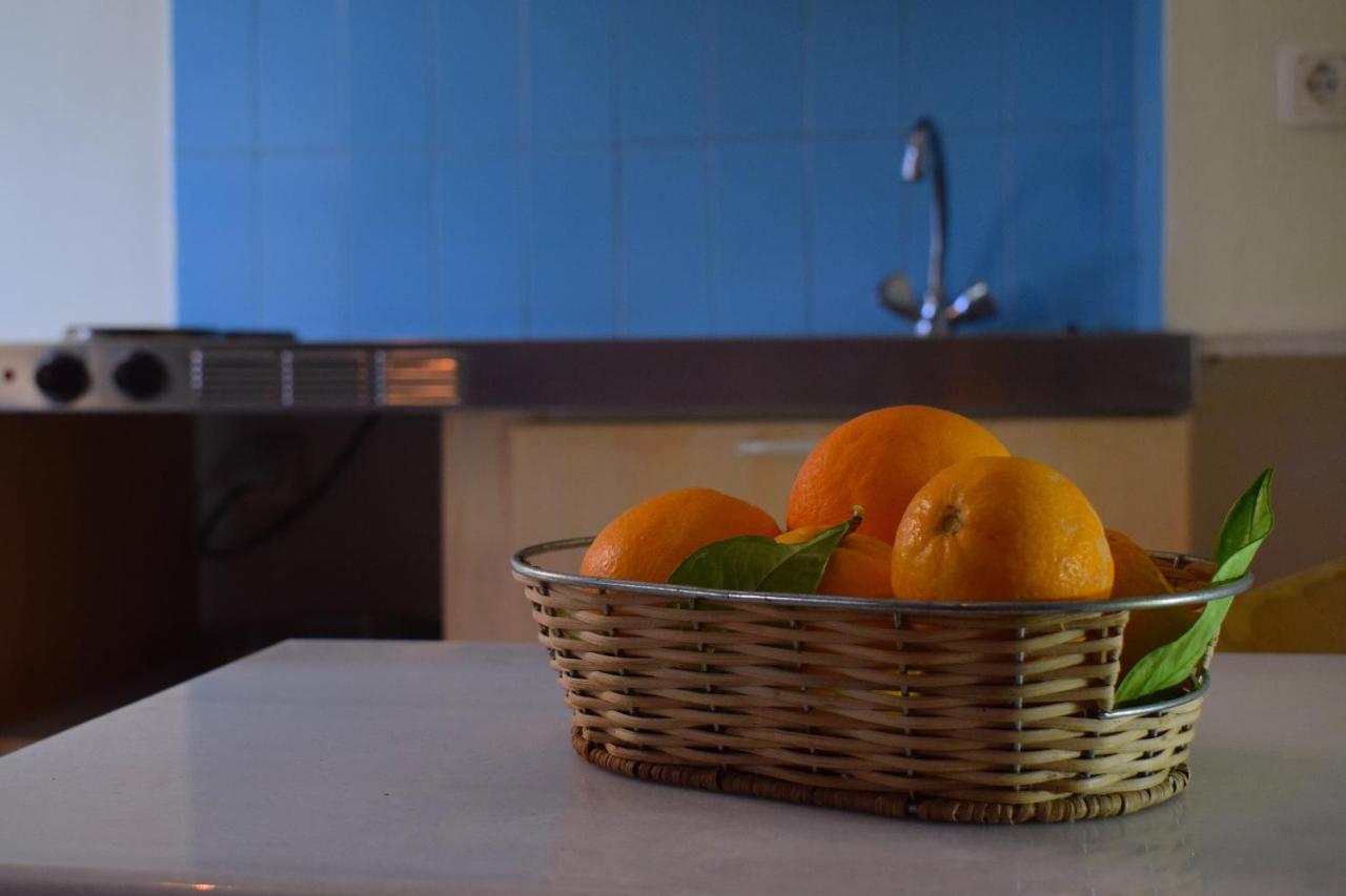 Victoria Apartment Плакиас Екстериор снимка