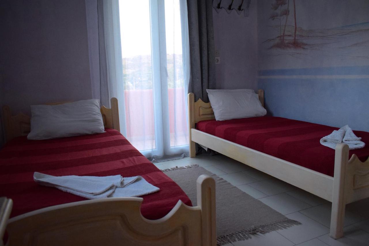 Victoria Apartment Плакиас Екстериор снимка